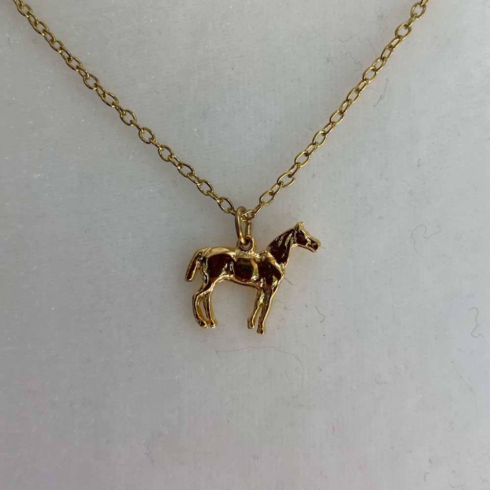 Gold horse / equestrian pendant / charm necklace - Picture 4 of 4